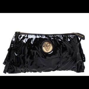 Gucci hysteria patent leather clutch